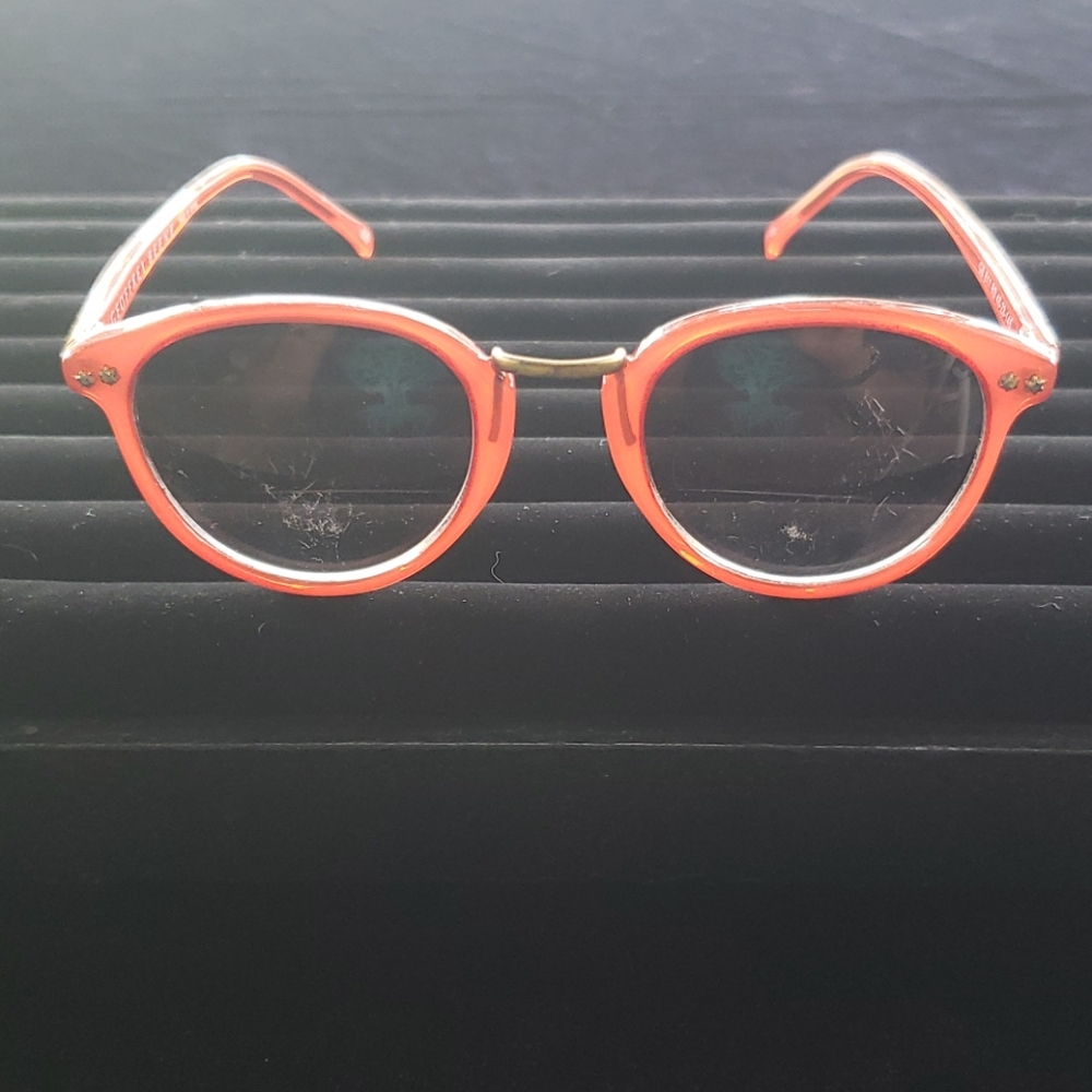 Vintage Geoffrey Beene Sunglasses